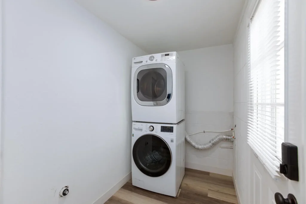 Уютная белая комната