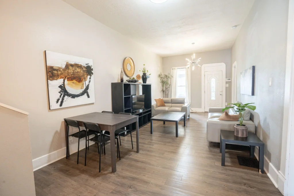 Live in Fountain Square